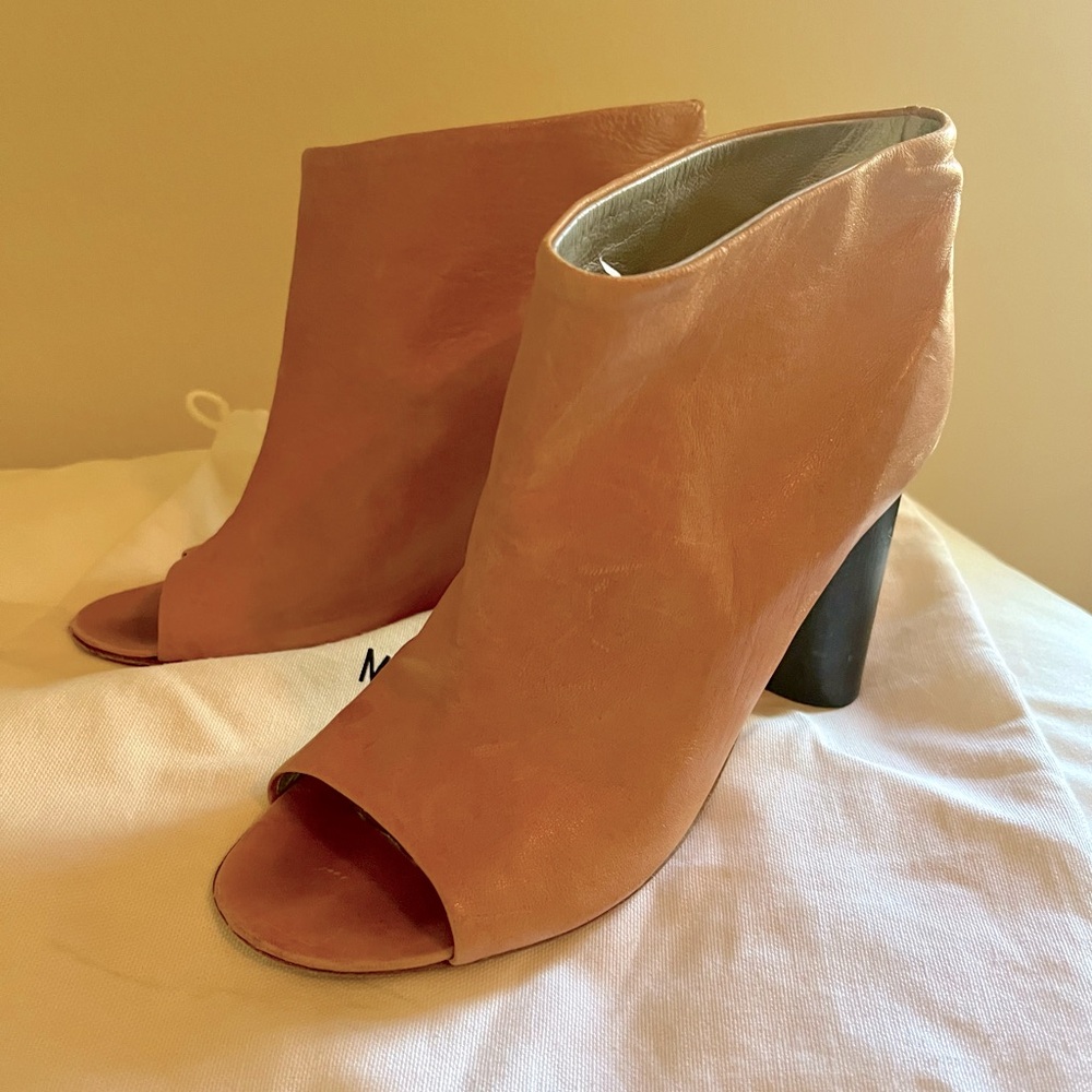 Martha Davis Statement Shoe-Boots Size 7